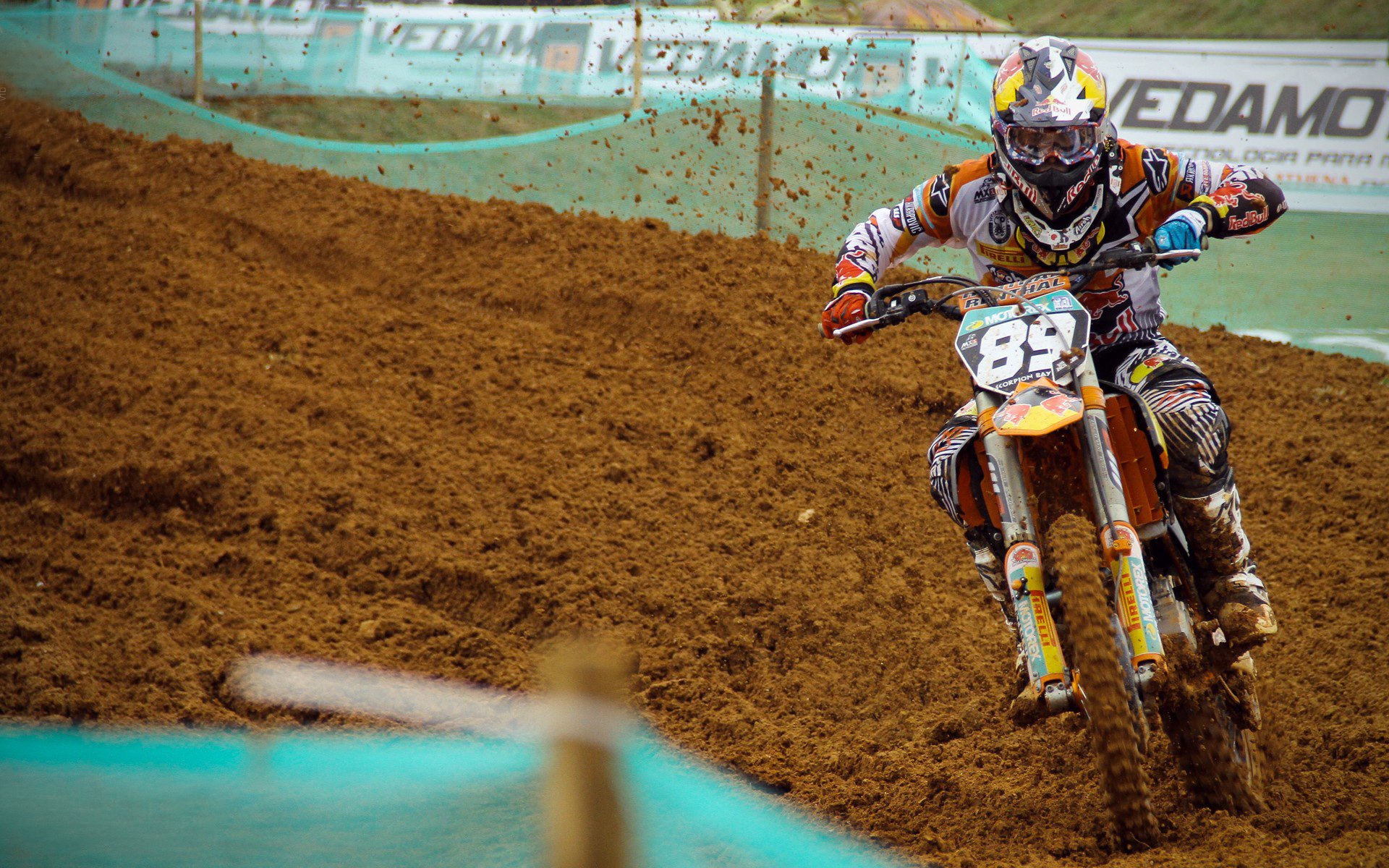 AYX SPORTS-极限表现：运动员连续得分的纪录时刻，极限运动的比赛