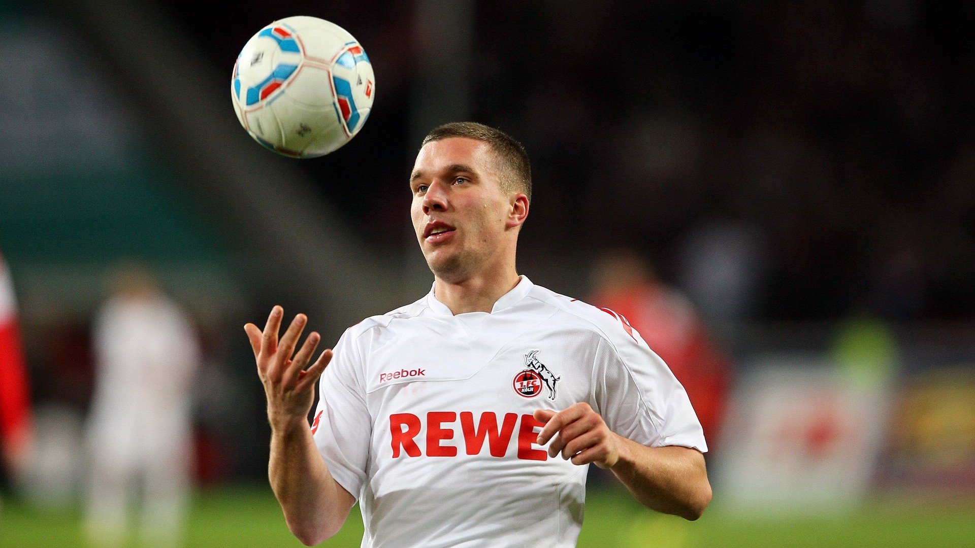 利雅得新月球员入选亚冠最佳阵容,利雅得新月对阿尔马雷克